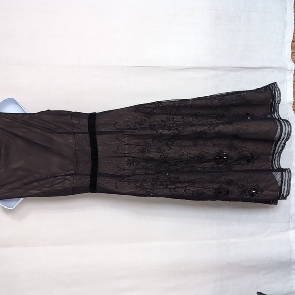 Ann Taylor Loft Sheer Black Over Nude A-Line V-Neck Dress Size 2 - Picture 5 of 7